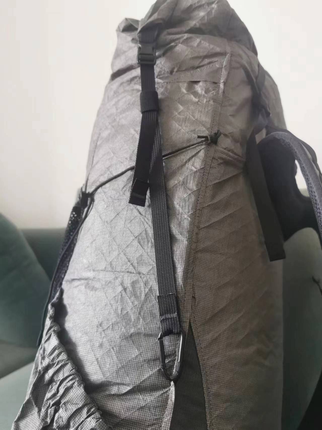 侧边带扣合方式-v1.0